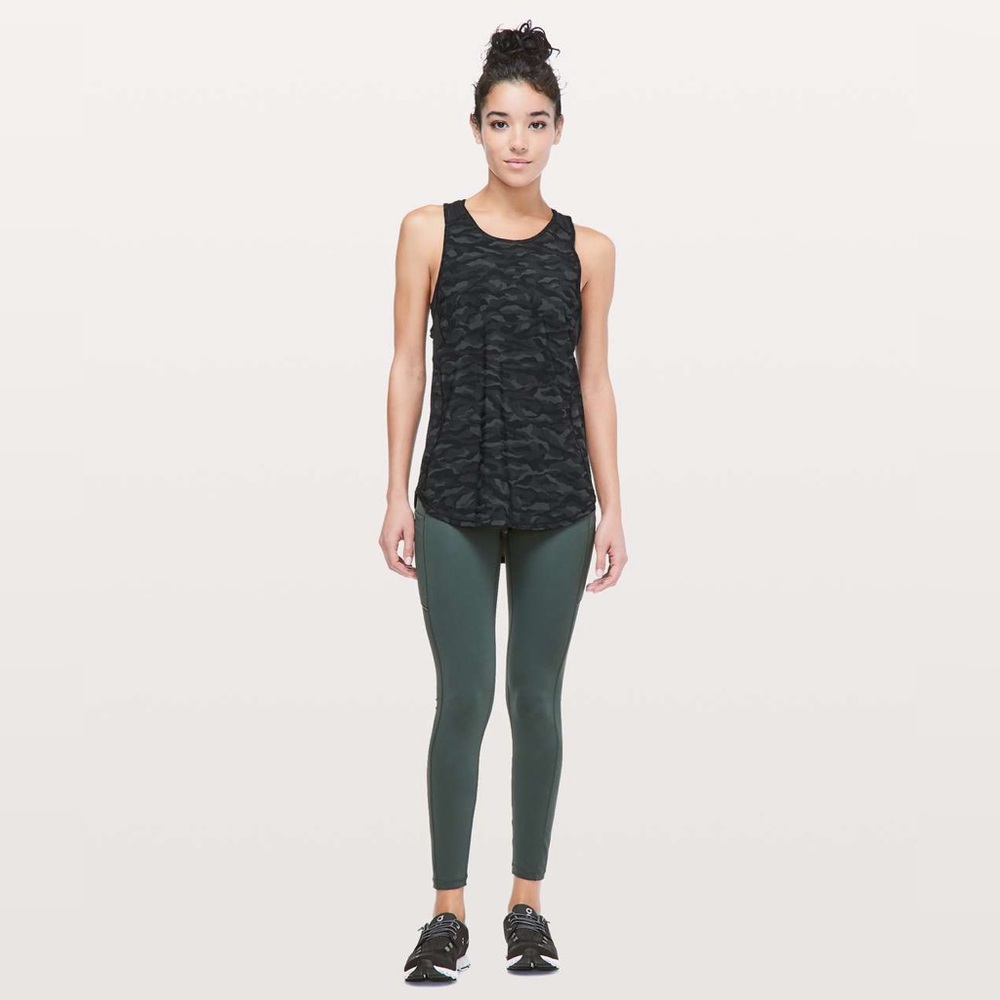 🍋 Lululemon Sculpt Tank Camo Print Deep Coal Black Size 18” ptp Medium To Large